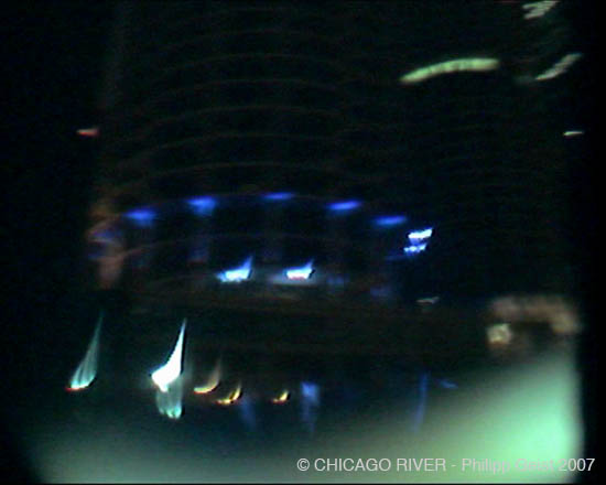 ChicagoRiverNightStill0073