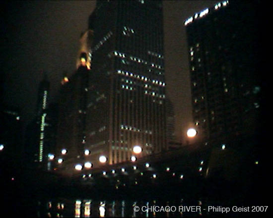 ChicagoRiverNightStill0075