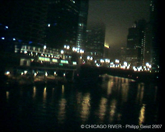 ChicagoRiverNightStill0090